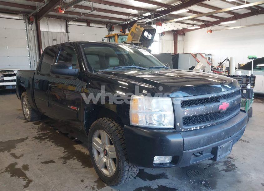 2007 Chevrolet Silverado 1500 LTZ (VIN 3GCEK13Y17G547954) main photo