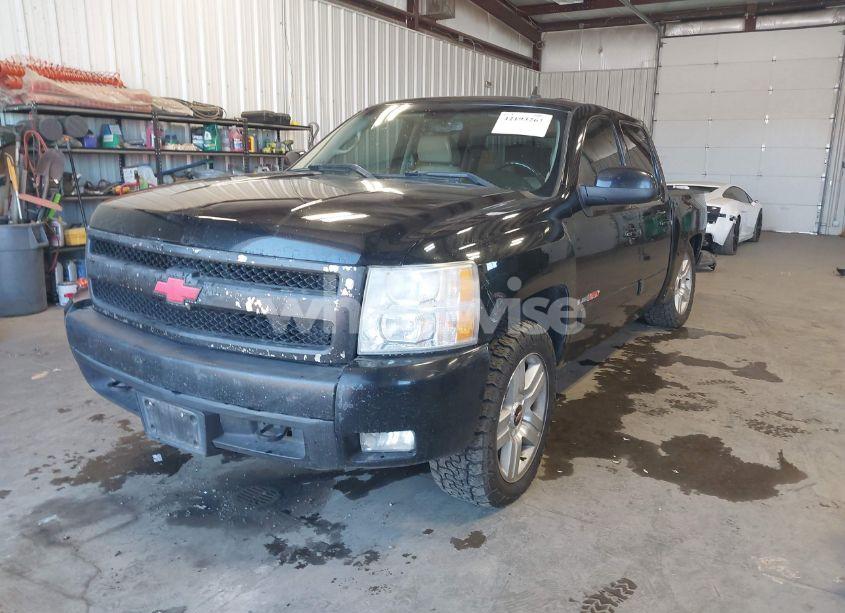 Photo 2 of 2007 Chevrolet Silverado 1500 LTZ (VIN 3GCEK13Y17G547954)