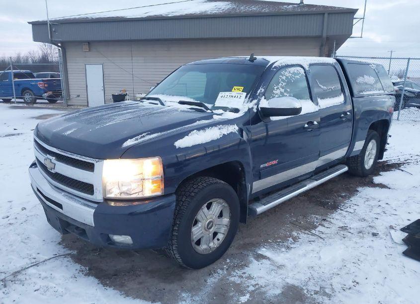 Photo 2 of 2009 Chevrolet Silverado 1500 LT (VIN 3GCEK23309G284384)