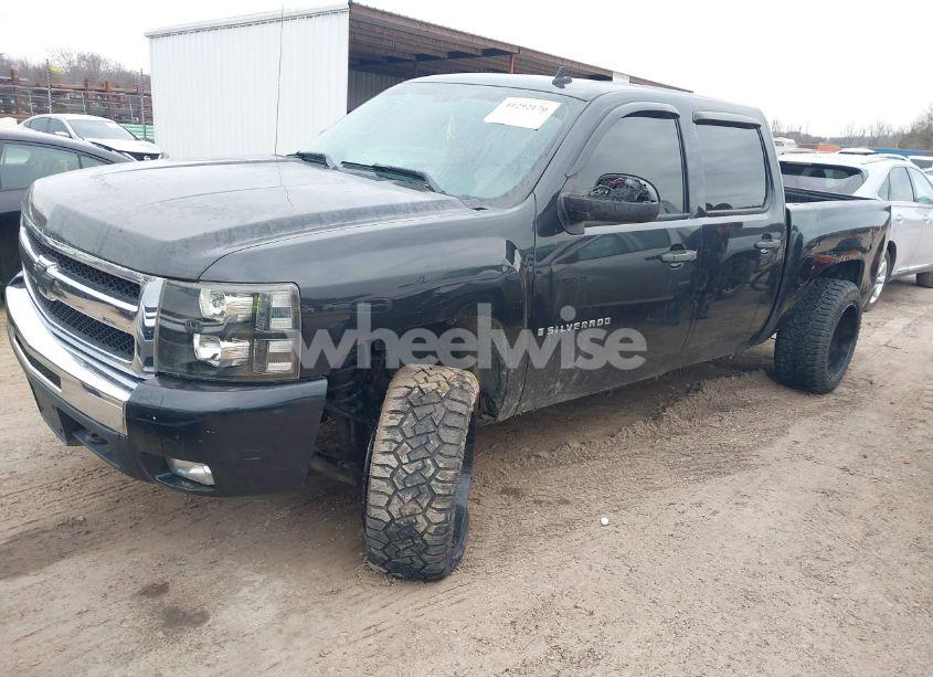 Photo 2 of 2009 Chevrolet Silverado 1500 LT (VIN 3GCEK23319G140245)