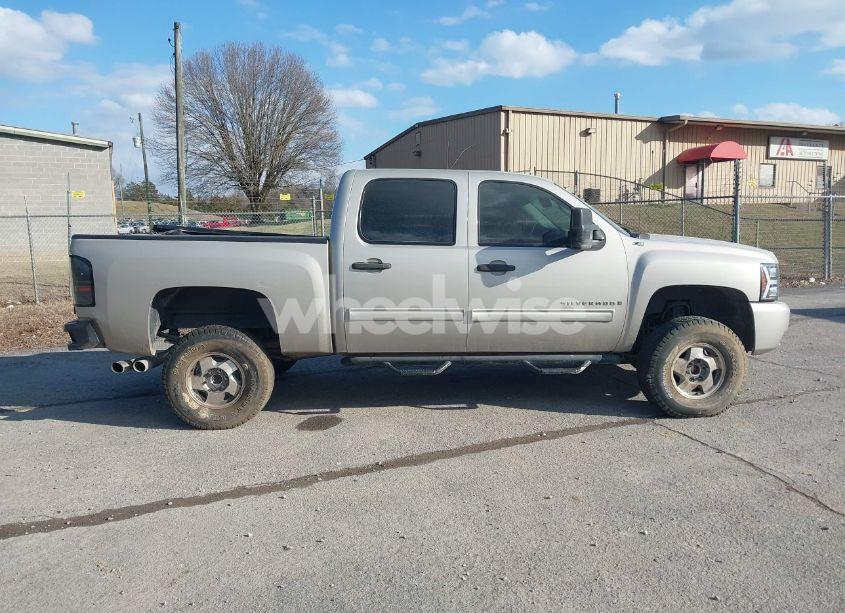 Photo 13 of 2009 Chevrolet Silverado 1500 LT (VIN 3GCEK23319G217177)
