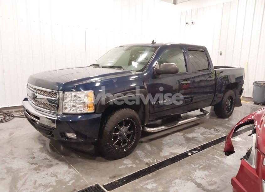 Photo 2 of 2009 Chevrolet Silverado 1500 LT (VIN 3GCEK23319G265066)