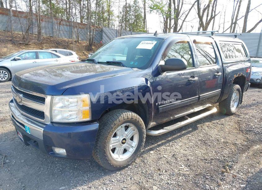 Photo 2 of 2009 Chevrolet Silverado 1500 LT (VIN 3GCEK23329G133613)