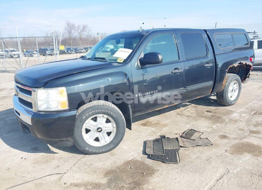 Photo 2 of 2009 Chevrolet Silverado 1500 LT (VIN 3GCEK23339G157001)