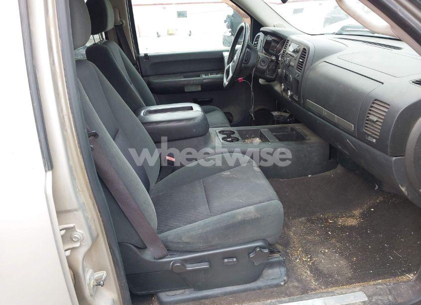 Photo 5 of 2009 Chevrolet Silverado 1500 LT (VIN 3GCEK23349G213947)