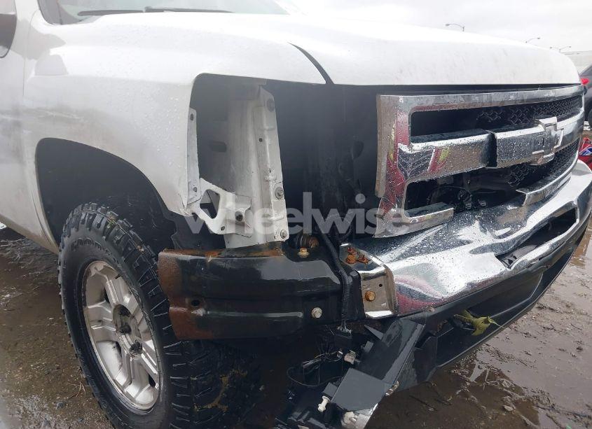 Photo 6 of 2009 Chevrolet Silverado 1500 LT (VIN 3GCEK23369G150964)