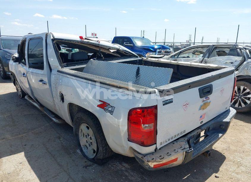 Photo 3 of 2009 Chevrolet Silverado 1500 LT (VIN 3GCEK23389G130473)