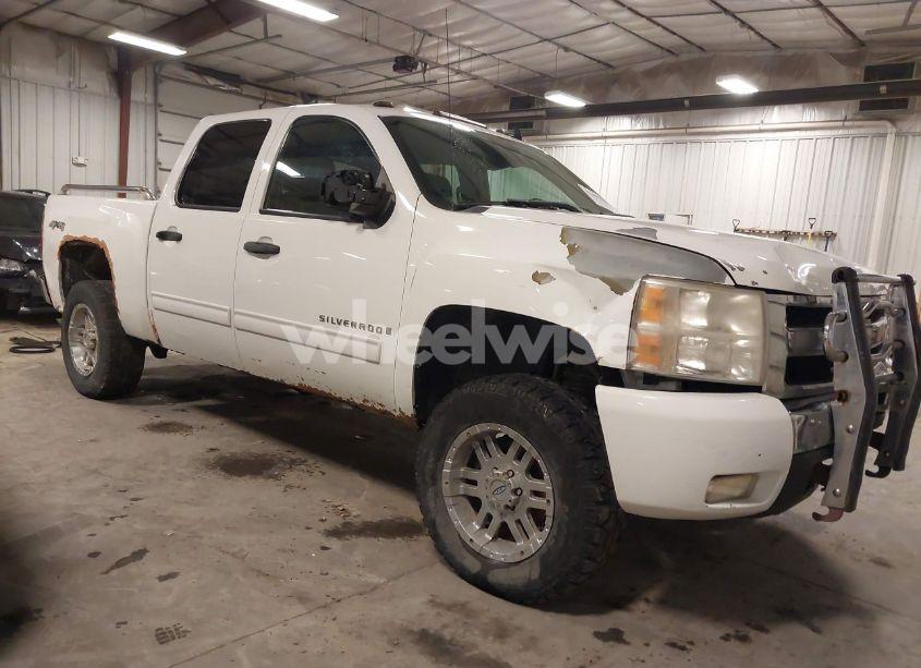 2009 Chevrolet Silverado 1500 LT (VIN 3GCEK23399G142244) main photo
