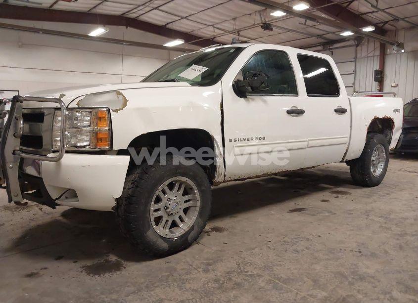 Photo 2 of 2009 Chevrolet Silverado 1500 LT (VIN 3GCEK23399G142244)
