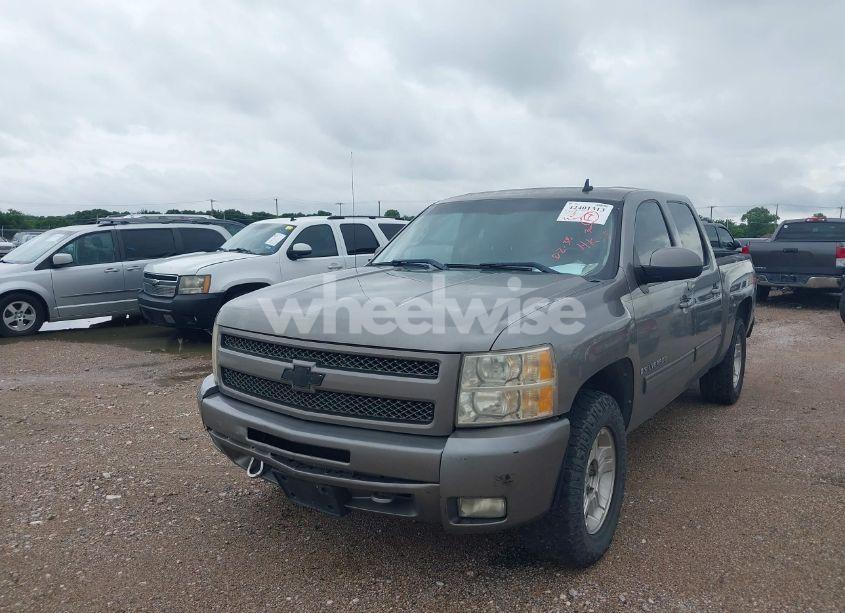 Photo 6 of 2009 Chevrolet Silverado 1500 LT (VIN 3GCEK23399G221557)