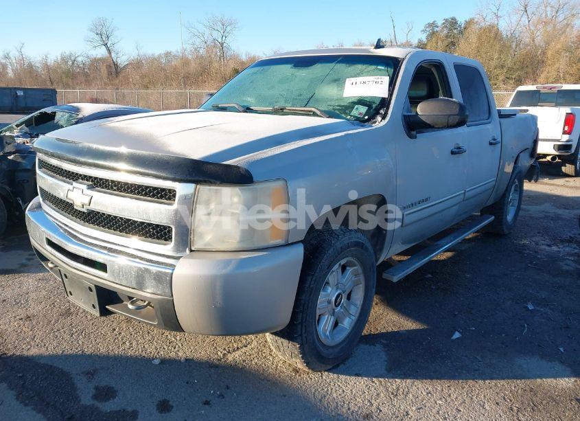 Photo 2 of 2009 Chevrolet Silverado 1500 LT (VIN 3GCEK23M69G149466)
