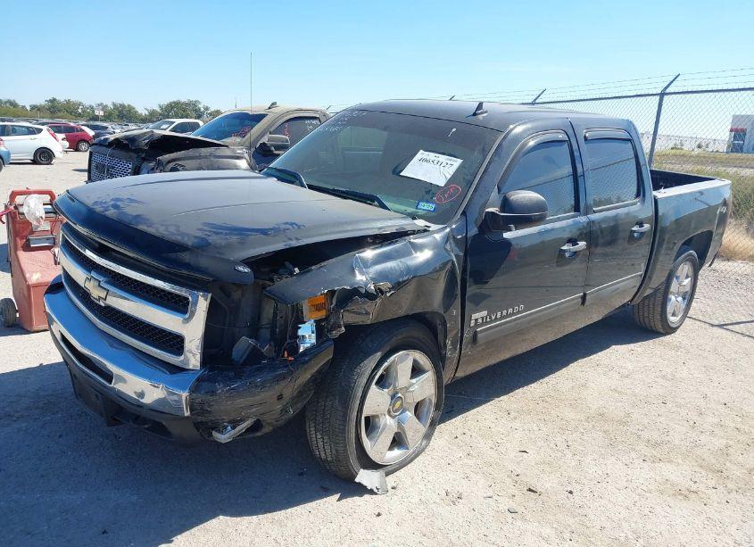 Photo 2 of 2009 Chevrolet Silverado 1500 LT (VIN 3GCEK23M79G164770)