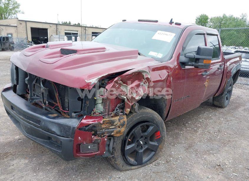 Photo 2 of 2009 Chevrolet Silverado 1500 LT (VIN 3GCEK23M89G261377)