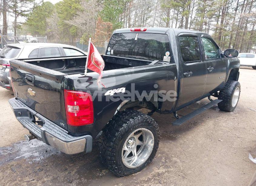 Photo 4 of 2009 Chevrolet Silverado 1500 LTZ (VIN 3GCEK33309G212297)