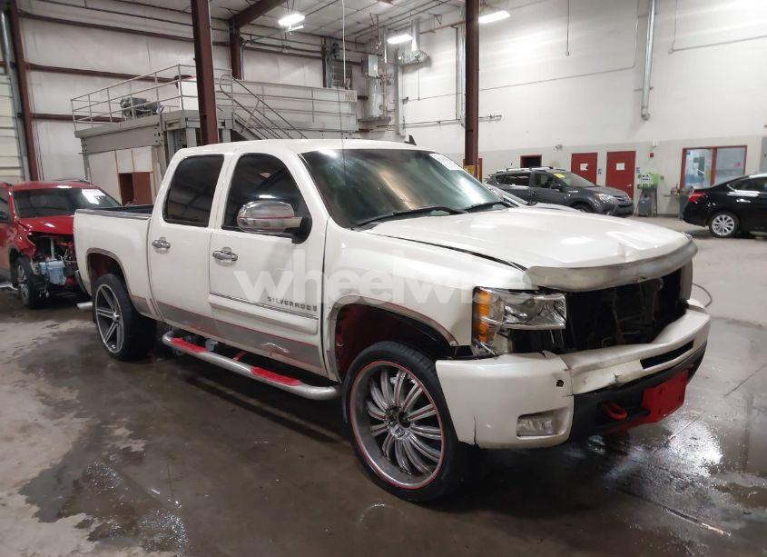 2009 Chevrolet Silverado 1500 LTZ (VIN 3GCEK33M39G177554) main photo
