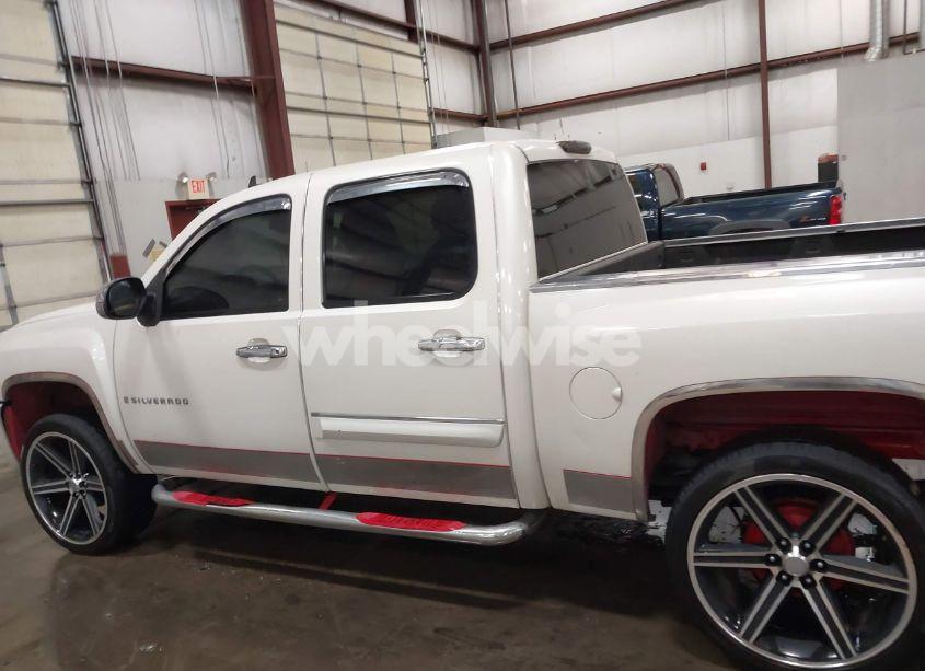 Photo 15 of 2009 Chevrolet Silverado 1500 LTZ (VIN 3GCEK33M39G177554)