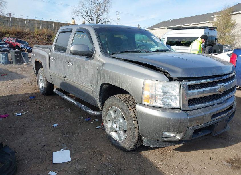 2009 Chevrolet Silverado 1500 LTZ (VIN 3GCEK33M69G200308) main photo