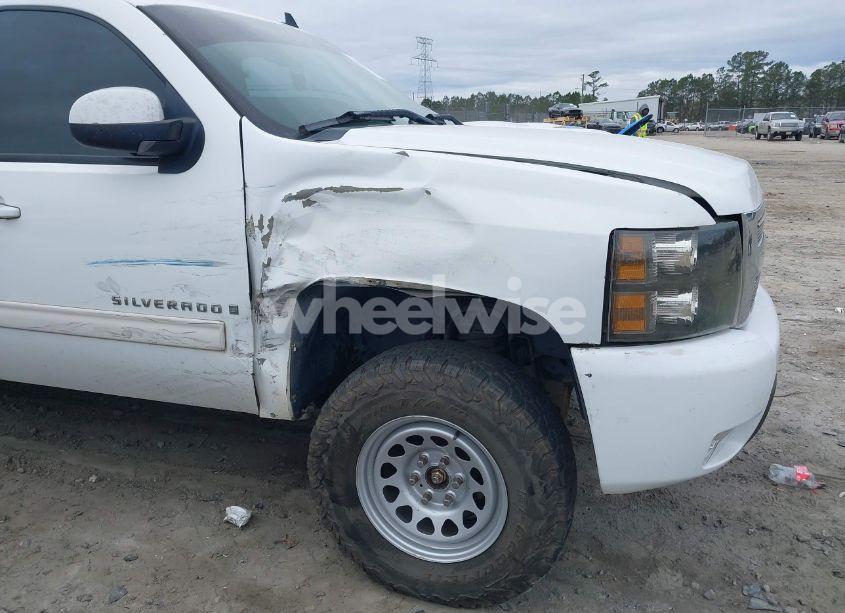 Photo 17 of 2009 Chevrolet Silverado 1500 LTZ (VIN 3GCEK33MX9G111454)