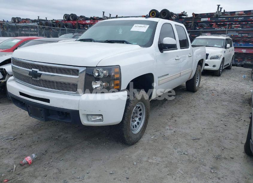 Photo 2 of 2009 Chevrolet Silverado 1500 LTZ (VIN 3GCEK33MX9G111454)
