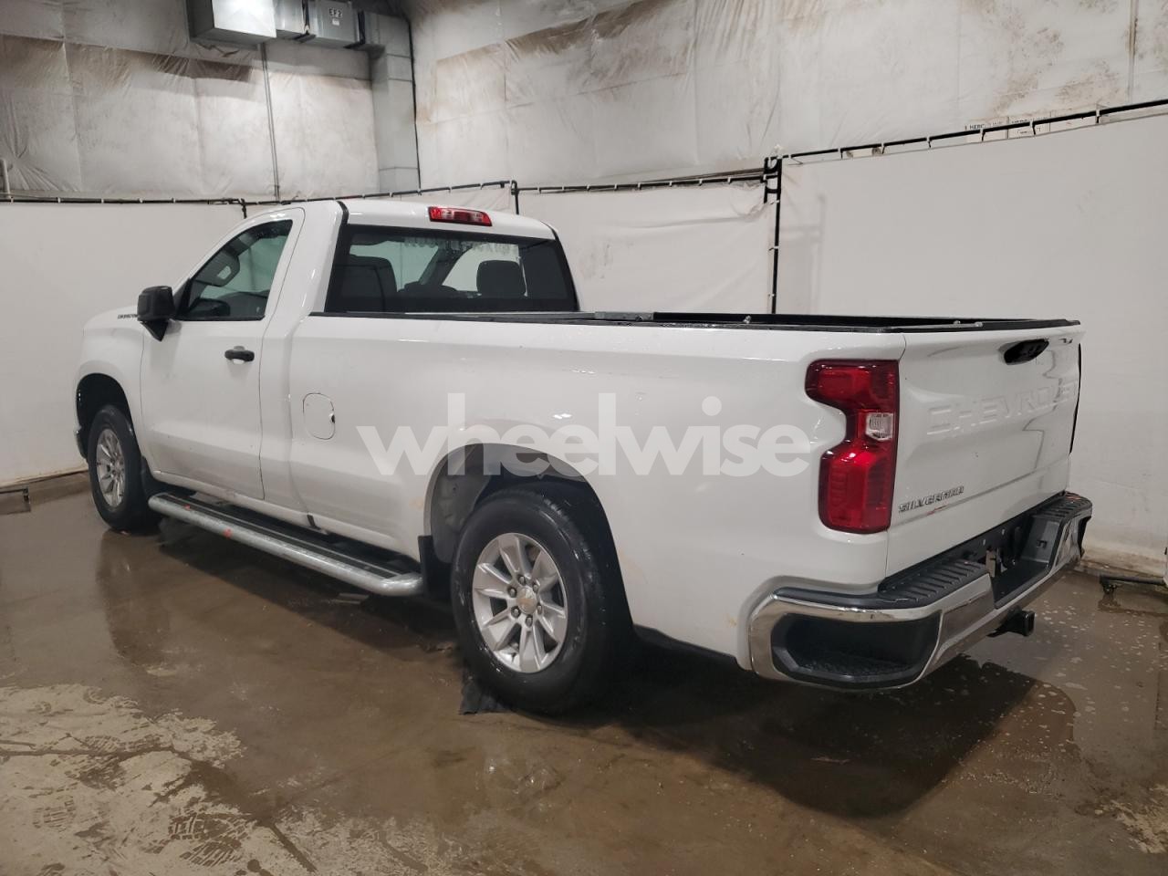 Photo 2 of 2024 CHEVROLET SILVERADO C1500 (VIN 3GCNAAED1RG305617)