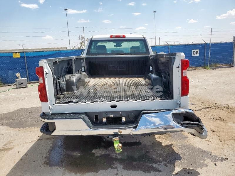Photo 3 of 2024 CHEVROLET SILVERADO C1500 (VIN 3GCNAAED2RG298015)