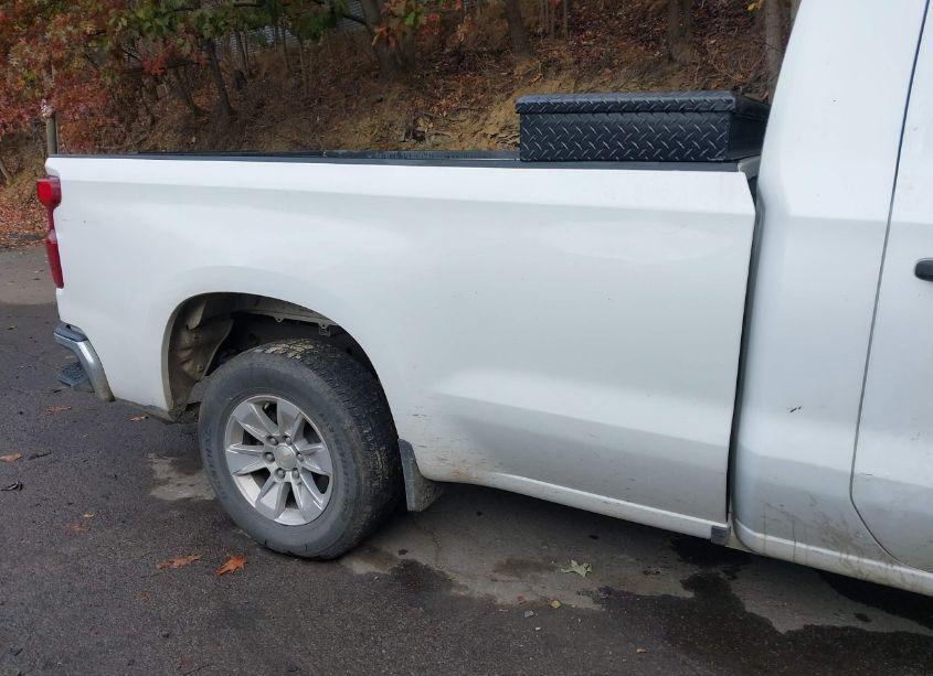 Photo 20 of 2022 Chevrolet Silverado 1500 WORK TRUCK (VIN 3GCNAAED9NG581585)