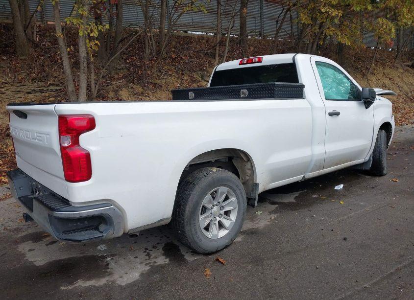 Photo 4 of 2022 Chevrolet Silverado 1500 WORK TRUCK (VIN 3GCNAAED9NG581585)