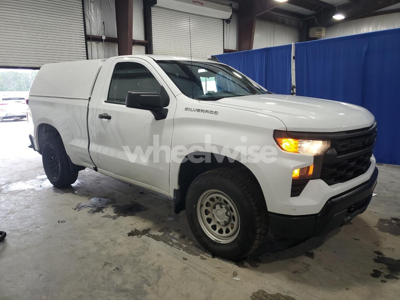 Photo 4 of 2023 CHEVROLET SILVERADO C1500 (VIN 3GCNAAEK5PG339734)