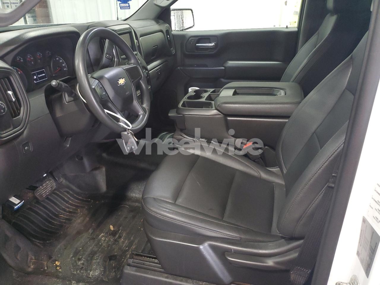 Photo 7 of 2023 CHEVROLET SILVERADO C1500 (VIN 3GCNAAEK5PG339734)