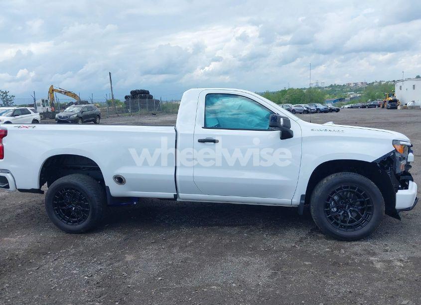 Photo 14 of 2024 Chevrolet Silverado 1500 4WD LONG BED WT (VIN 3GCNDAED3RG269761)