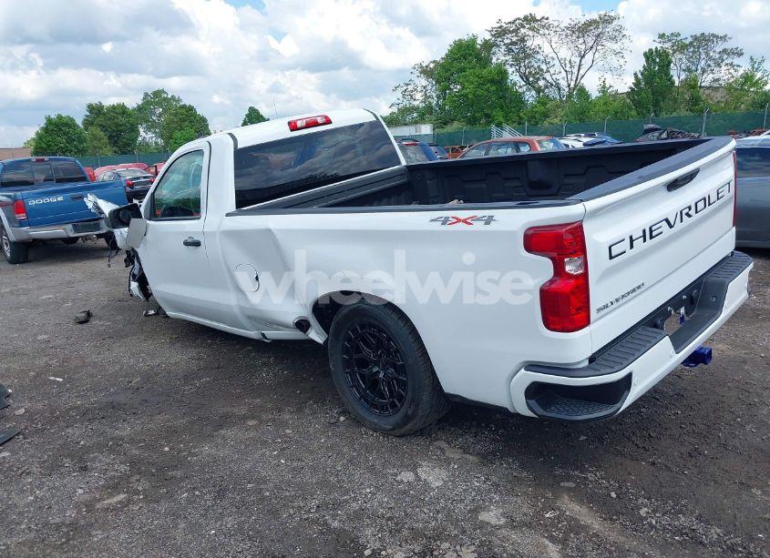 Photo 3 of 2024 Chevrolet Silverado 1500 4WD LONG BED WT (VIN 3GCNDAED3RG269761)