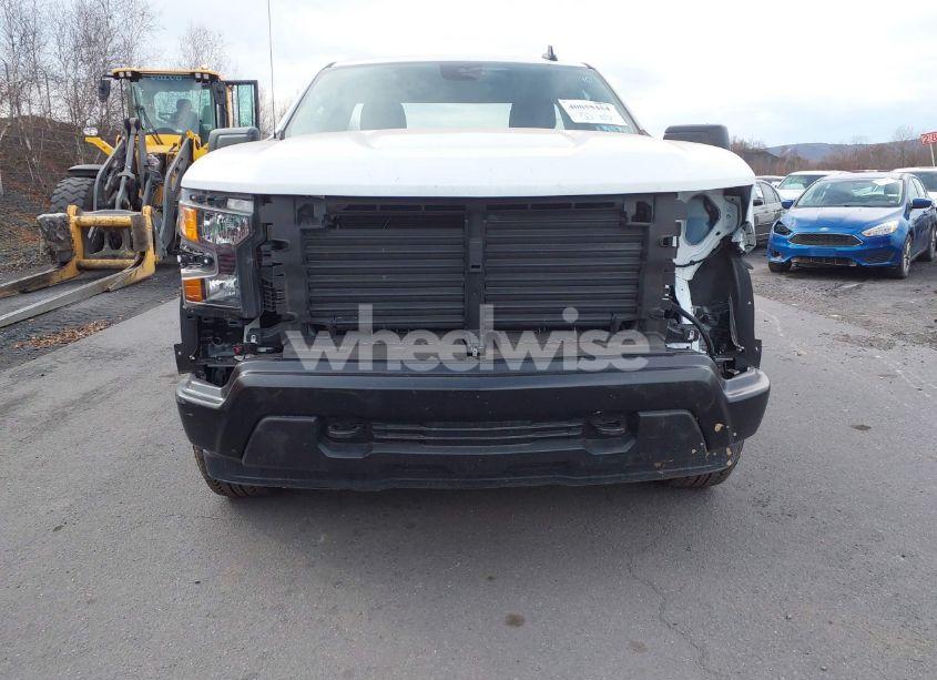 Photo 6 of 2024 Chevrolet Silverado 1500 4WD LONG BED WT (VIN 3GCNDAEK0RG342132)