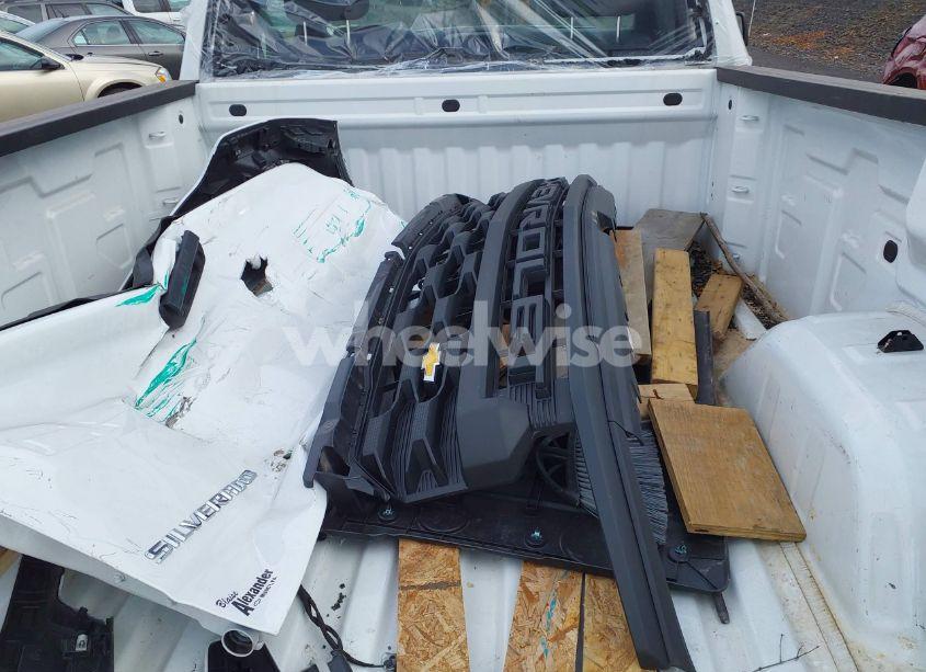 Photo 8 of 2024 Chevrolet Silverado 1500 4WD LONG BED WT (VIN 3GCNDAEK0RG342132)