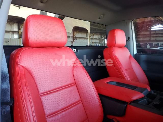 Photo 4 of 2021 CHEVROLET SILVERADO C1500 (VIN 3GCNWAEF0MG274274)