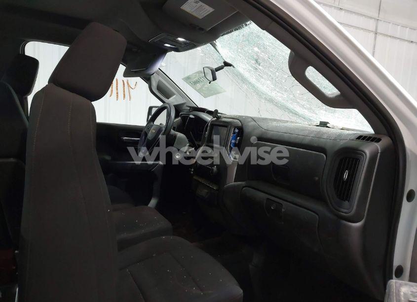 Photo 5 of 2021 Chevrolet Silverado 1500 2WD LONG BED WT (VIN 3GCNWAEF0MG365870)