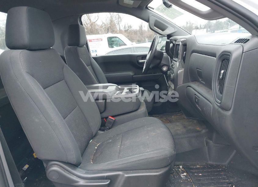 Photo 5 of 2020 Chevrolet Silverado 1500 2WD LONG BED WT (VIN 3GCNWAEF3LG290998)