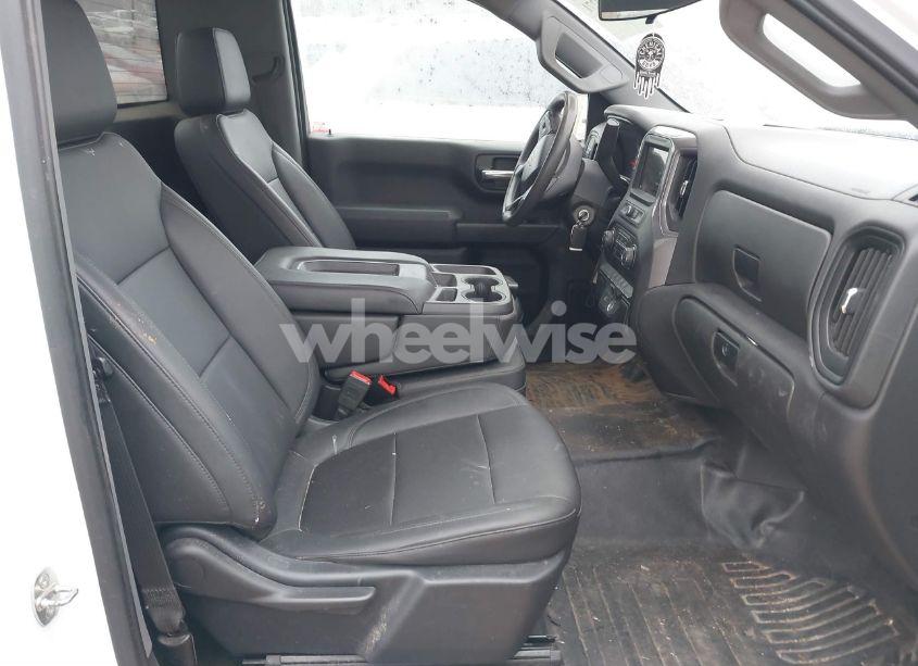 Photo 5 of 2019 Chevrolet Silverado 1500 WORK TRUCK (VIN 3GCNWAEH1KG299683)