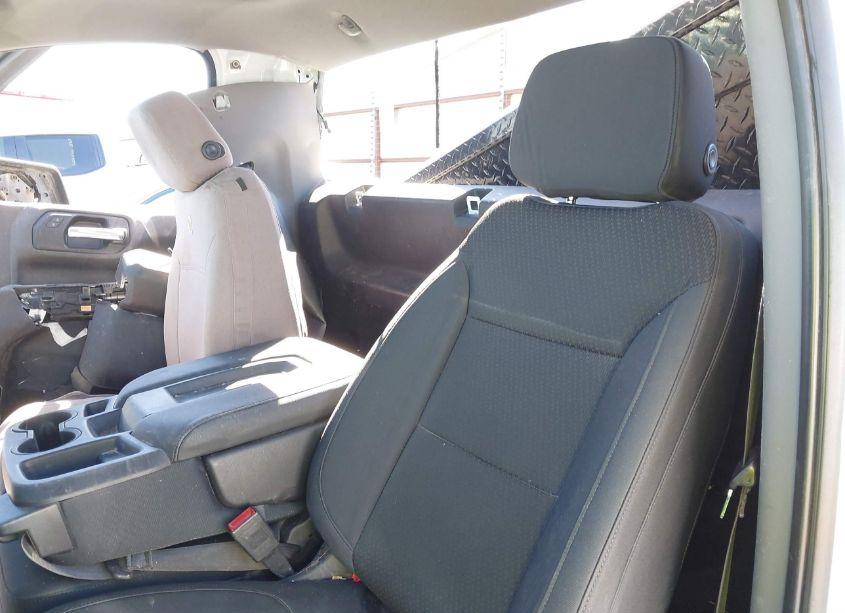 Photo 8 of 2019 Chevrolet Silverado 1500 WORK TRUCK (VIN 3GCNWAEH3KG253336)