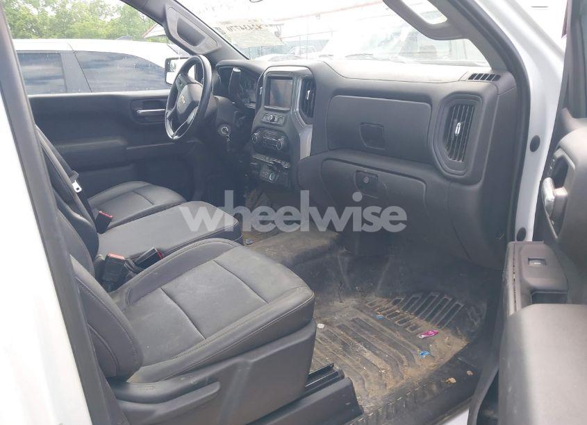 Photo 5 of 2021 Chevrolet Silverado 1500 2WD LONG BED WT (VIN 3GCNWAEH6MG327139)
