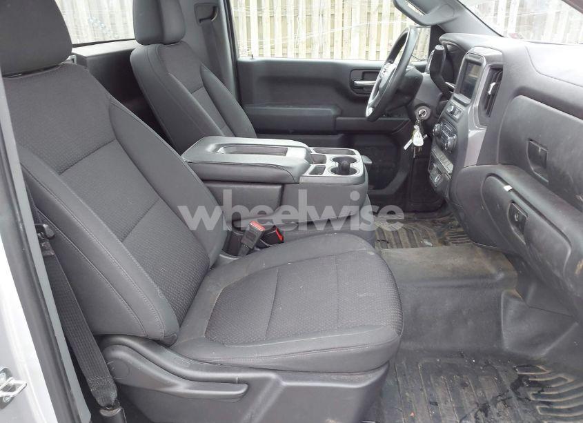 Photo 8 of 2020 Chevrolet Silverado 1500 2WD LONG BED WT (VIN 3GCNWAEH7LG192395)