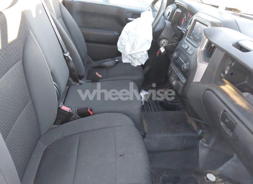 Photo 5 of 2021 Chevrolet Silverado 1500 2WD LONG BED WT (VIN 3GCNWAEK0MG332803)