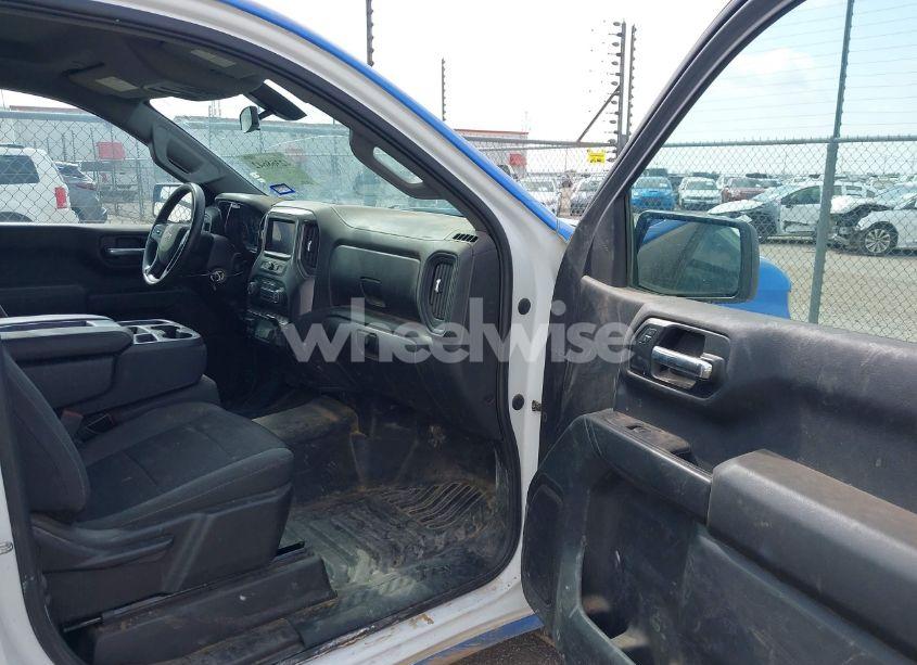 Photo 5 of 2021 Chevrolet Silverado 1500 2WD LONG BED WT (VIN 3GCNWAEK2MG438119)