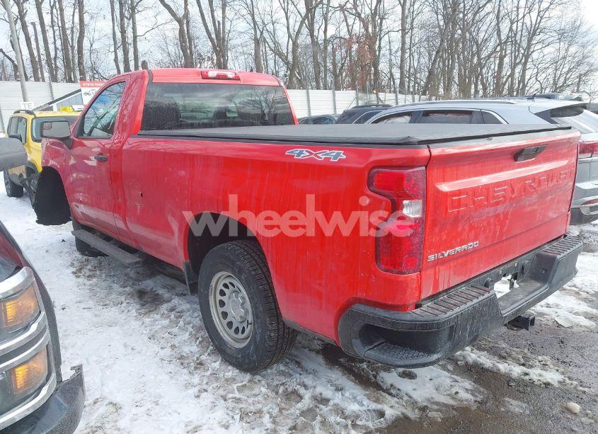 Photo 3 of 2020 Chevrolet Silverado 1500 4WD LONG BED WT (VIN 3GCNYAEFXLG199043)