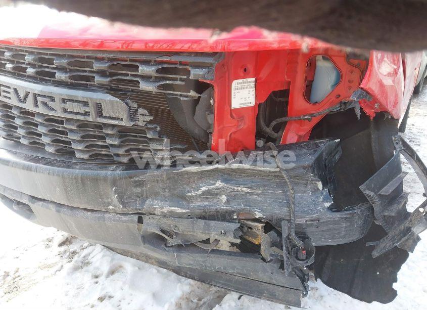 Photo 6 of 2020 Chevrolet Silverado 1500 4WD LONG BED WT (VIN 3GCNYAEFXLG199043)