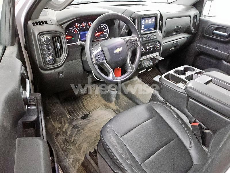 2021 CHEVROLET SILVERADO K1500 (VIN 3GCNYAEH0MG408793) main photo