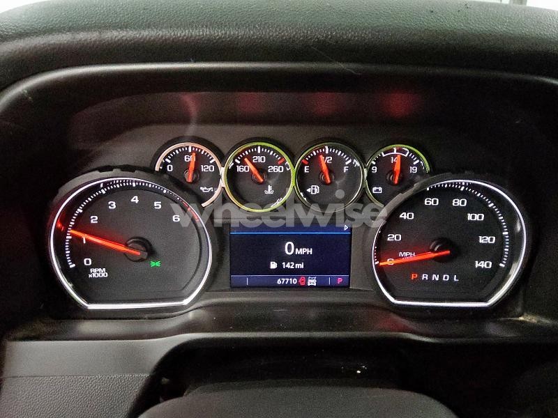 Photo 3 of 2021 CHEVROLET SILVERADO K1500 (VIN 3GCNYAEH0MG408793)