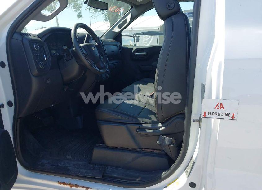 Photo 6 of 2021 Chevrolet Silverado 1500 4WD LONG BED WT (VIN 3GCNYAEH1MG295419)