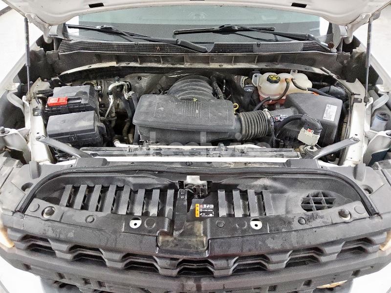 Photo 4 of 2021 CHEVROLET SILVERADO K1500 (VIN 3GCNYAEH6MG408149)