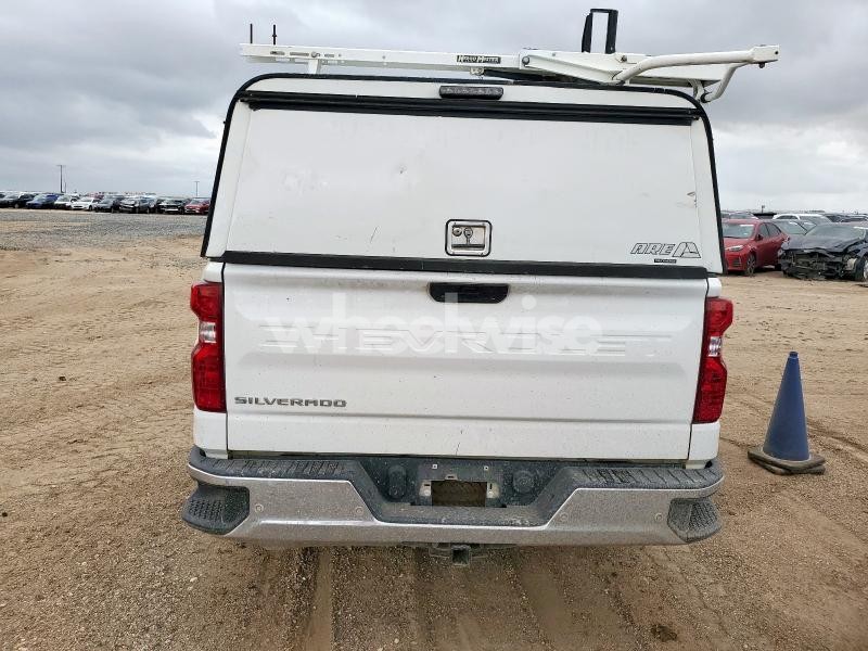 Photo 9 of 2021 CHEVROLET SILVERADO K1500 (VIN 3GCNYAEH6MG408166)