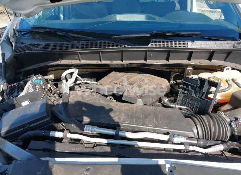 Photo 10 of 2021 Chevrolet Silverado 1500 4WD LONG BED WT (VIN 3GCNYAEK5MG393641)